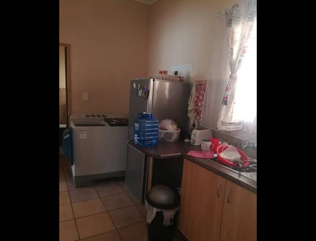 2 BEDROOM PROPERTY TO RENT IN DIE BULT